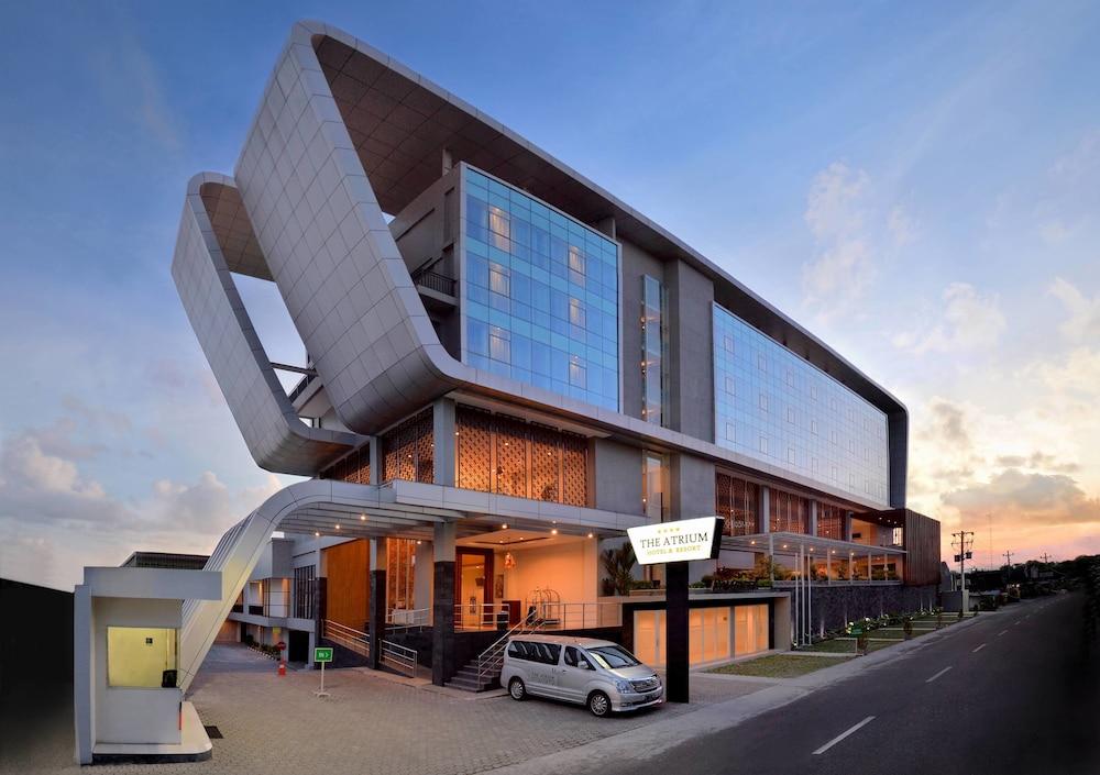 The Atrium Hotel & Resort Yogyakarta Melati Exteriör bild