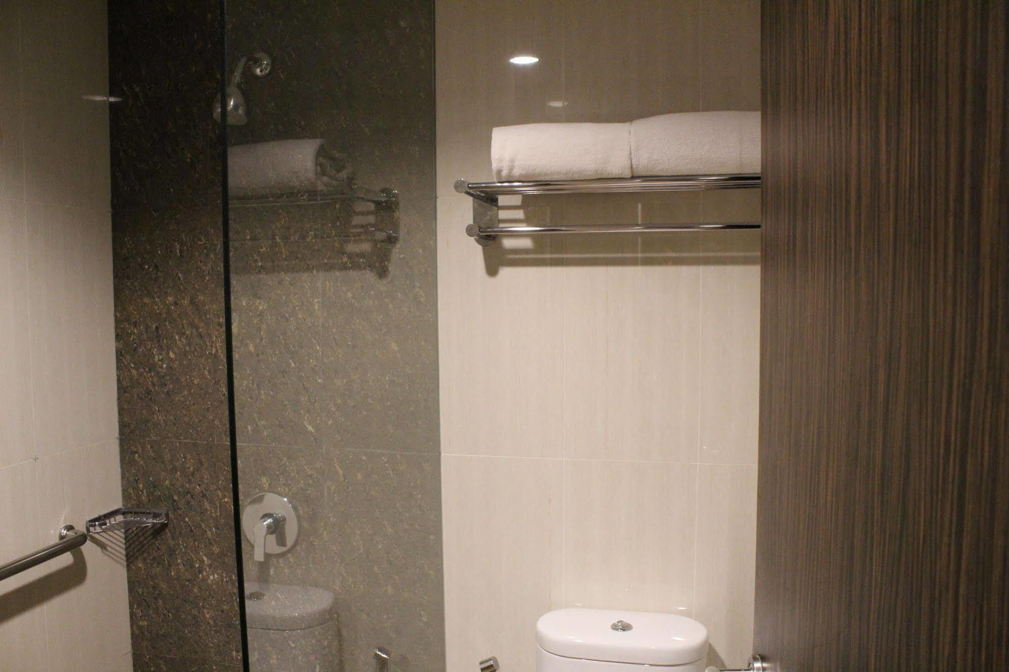 The Atrium Hotel & Resort Yogyakarta Melati Exteriör bild