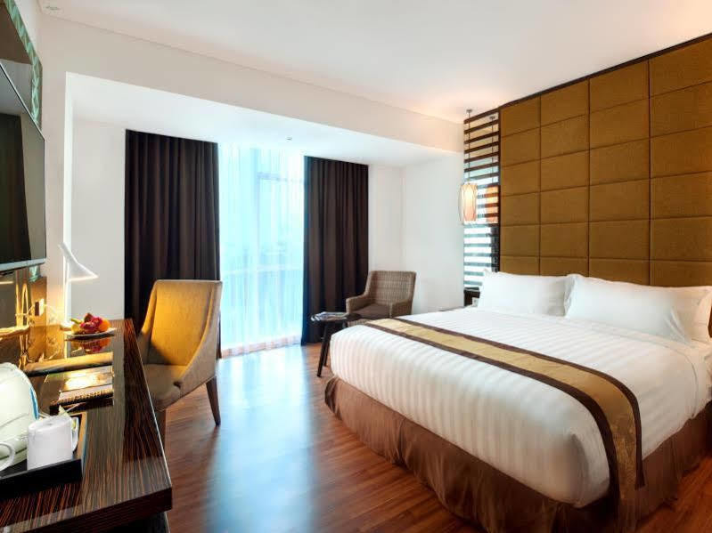 The Atrium Hotel & Resort Yogyakarta Melati Exteriör bild